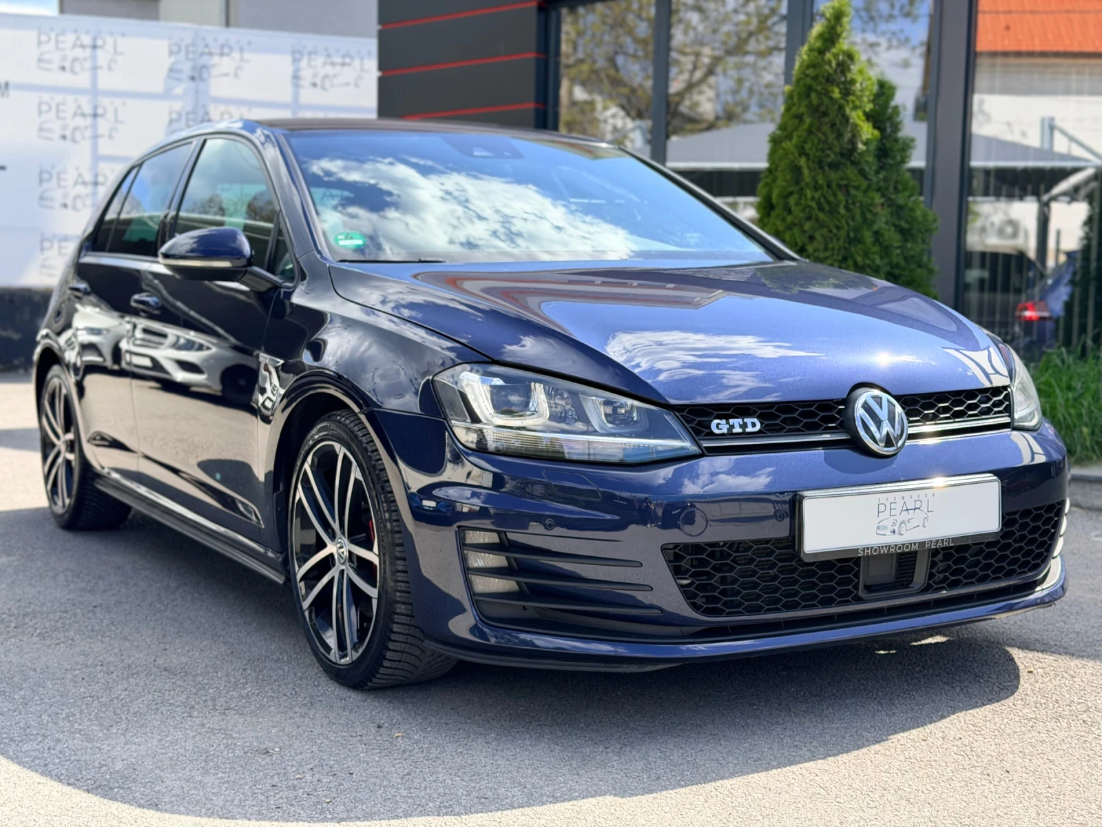 VW Golf 2.0TDI DSG GTD * ABT* NAVI LED Active Sound, снимка 3 - Автомобили и джипове - 54412133