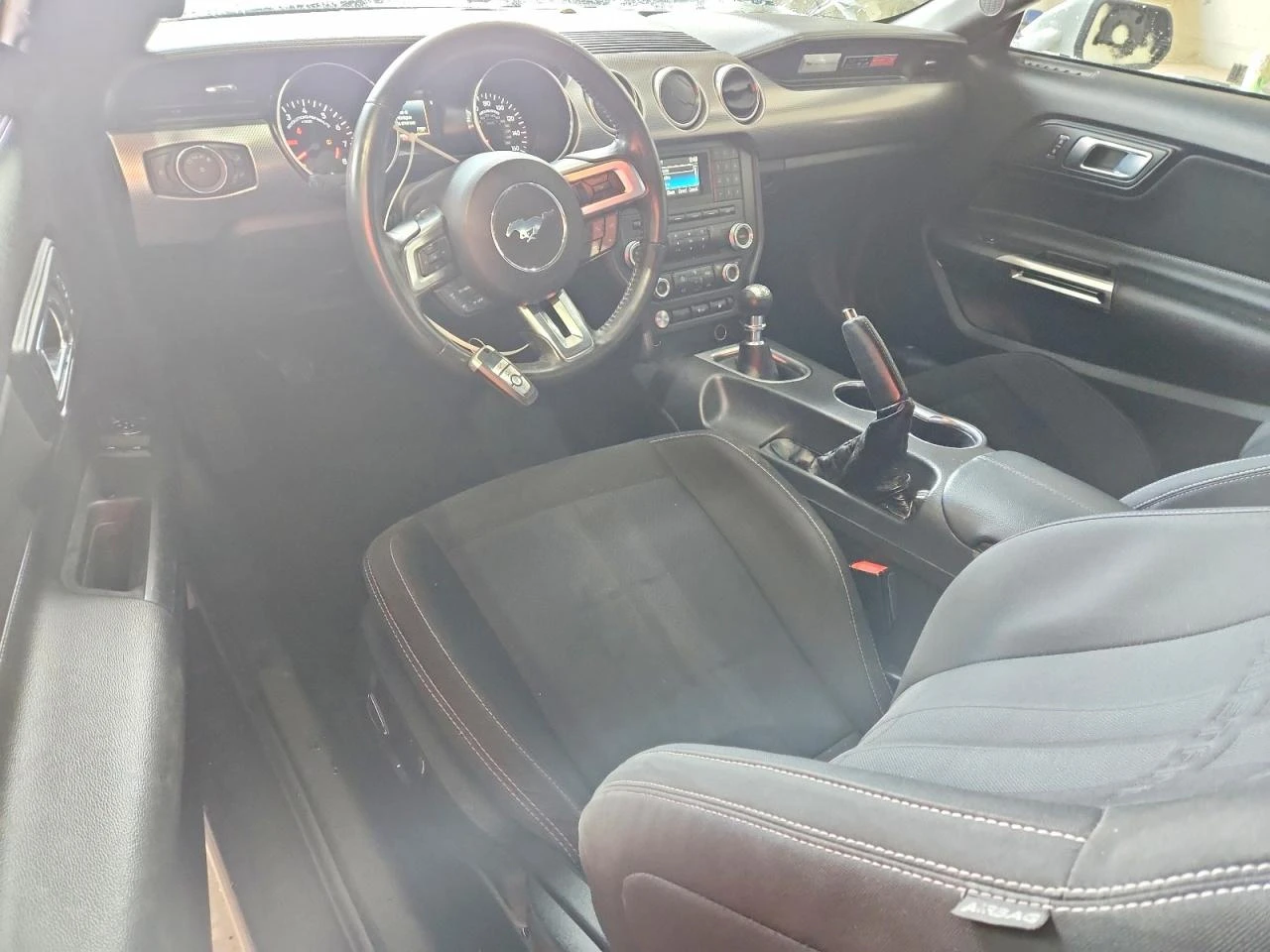 Ford Mustang 5.0GT* РЕАЛНИ КМ* РЪЧКА, снимка 7 - Автомобили и джипове - 54511044