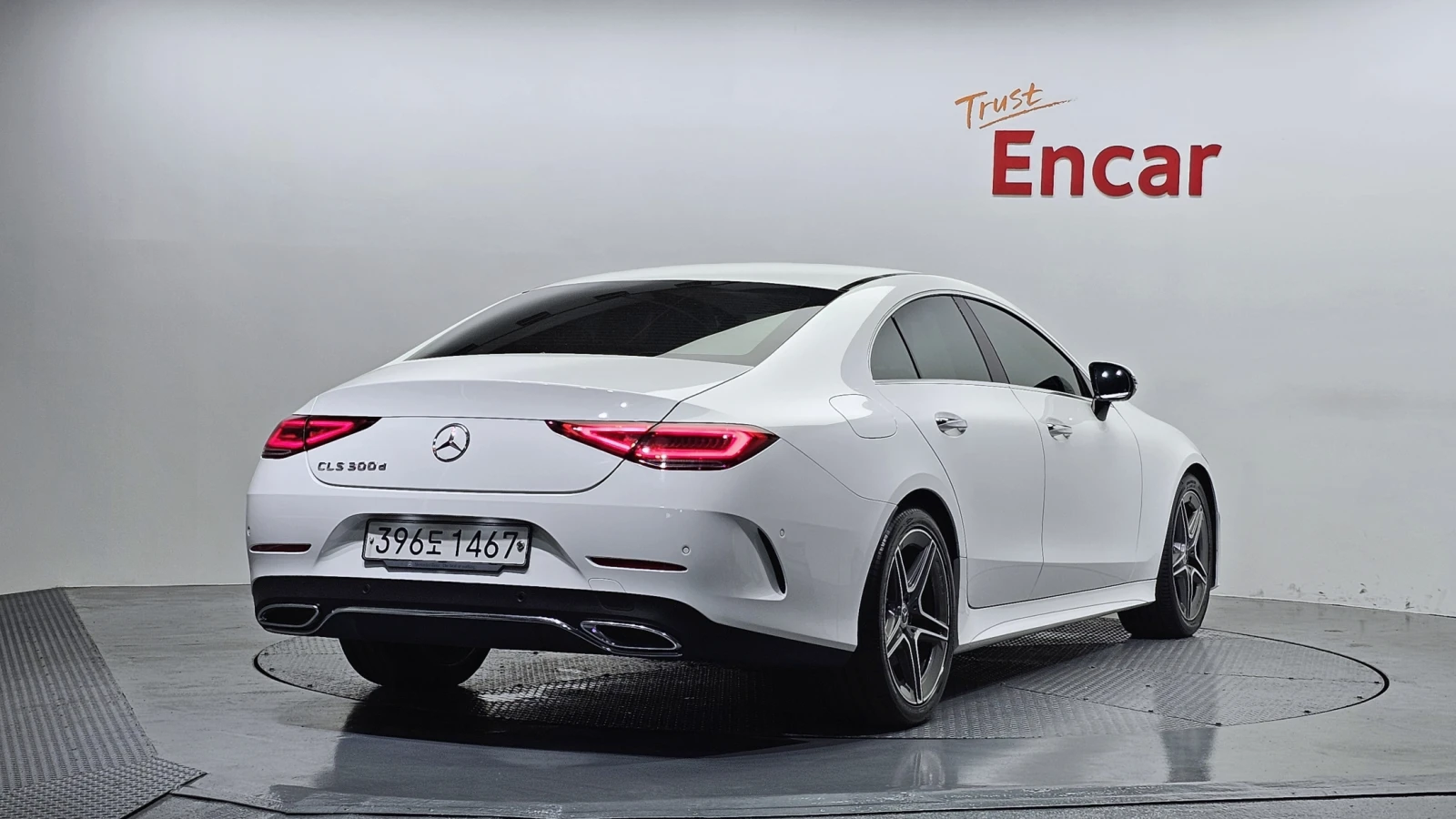 Mercedes-Benz CLS 300 2.0 AMG Line, Distronic, �������, Burmaster, HeadU | Mobile.bg � ����������� 2
