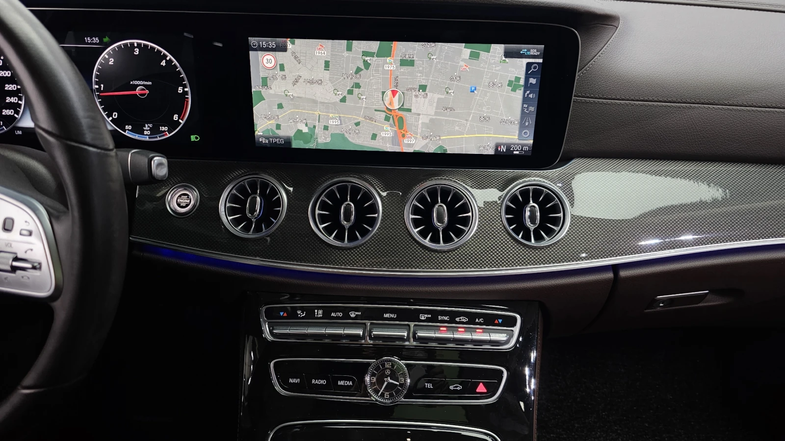 Mercedes-Benz CLS 300 2.0 AMG Line, Distronic, �������, Burmaster, HeadU | Mobile.bg � ����������� 13
