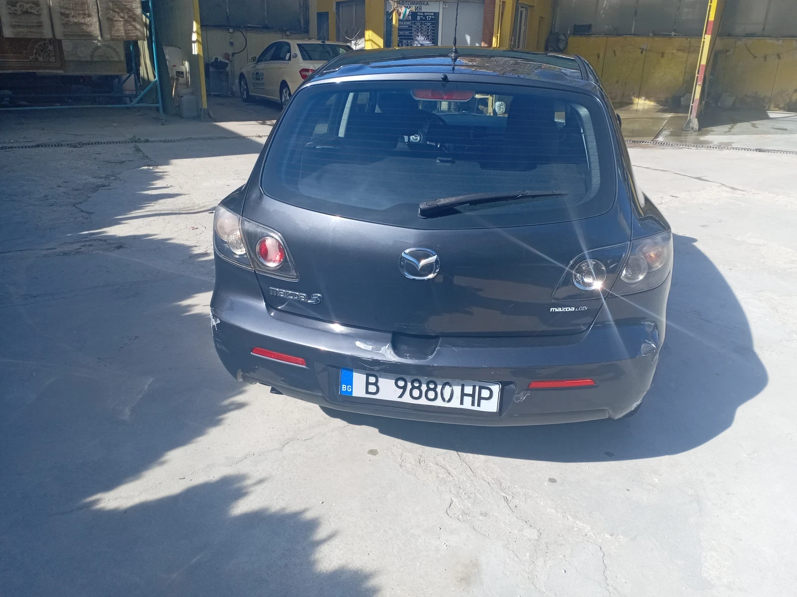Mazda 3, снимка 2 - Автомобили и джипове - 55095458