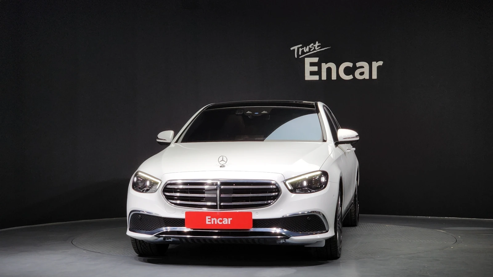 Mercedes-Benz E 450 3.0 4MATIC, FULL, снимка 3 - Автомобили и джипове - 55219877
