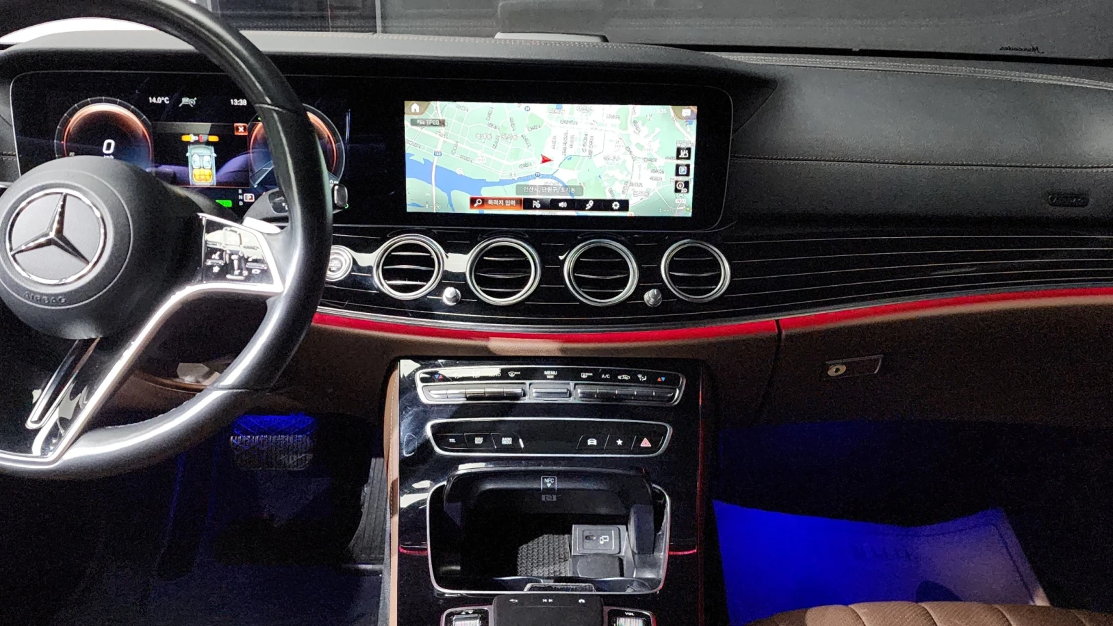 Mercedes-Benz E 450 3.0 4MATIC, FULL, снимка 12 - Автомобили и джипове - 55219877