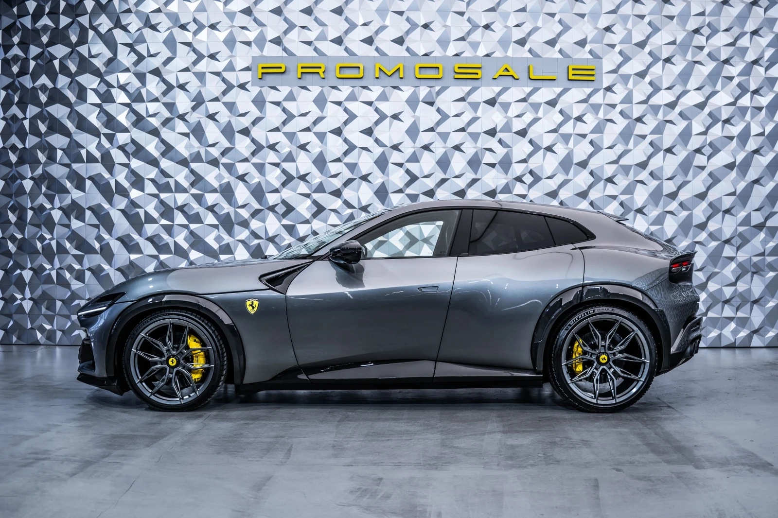 Ferrari Purosangue NOVITEC Esteso* Carbon* ЛИЗИНГ, снимка 3 - Автомобили и джипове - 55396641