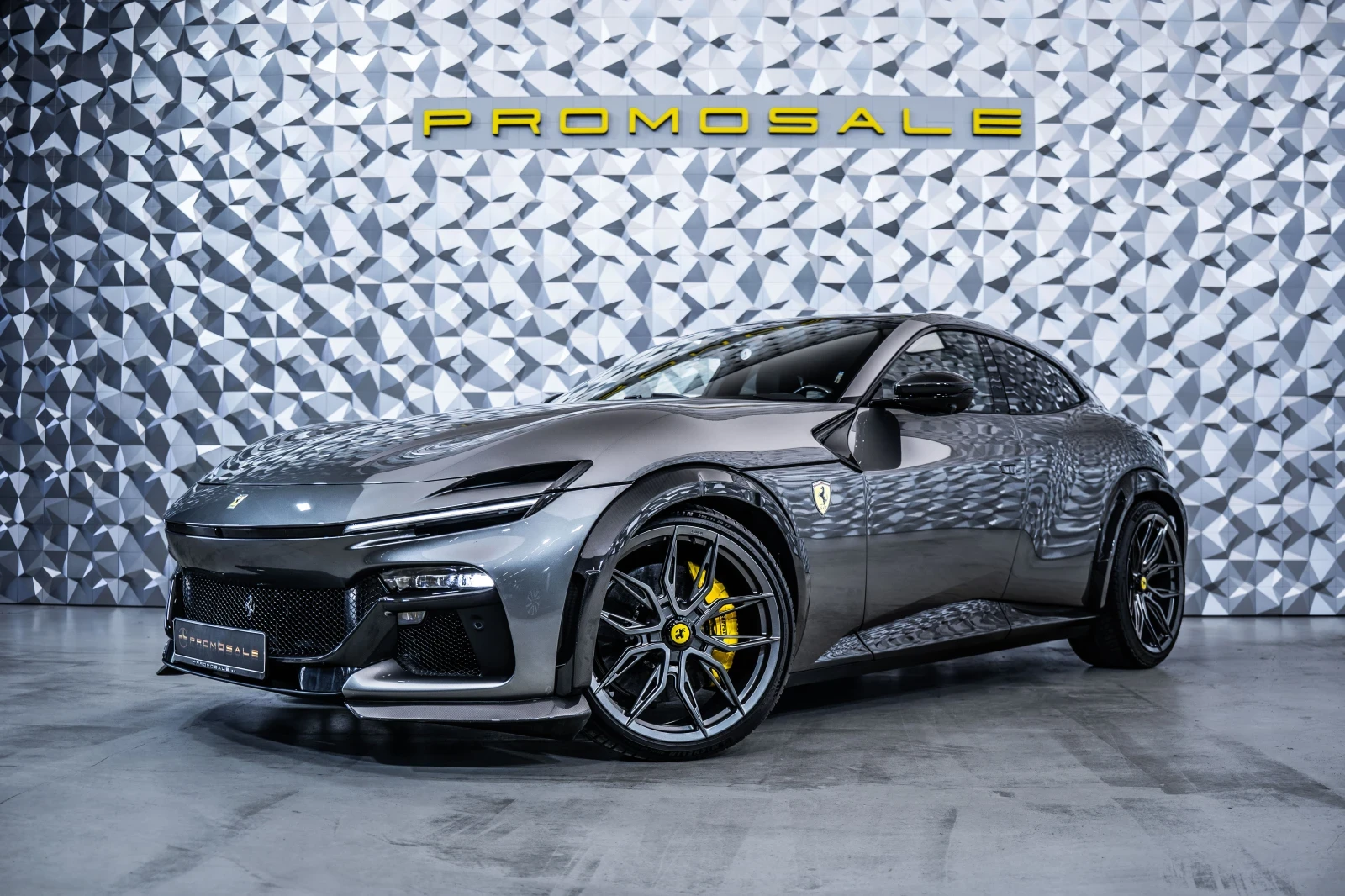Ferrari Purosangue NOVITEC Esteso* Carbon* ЛИЗИНГ, снимка 2 - Автомобили и джипове - 55396641