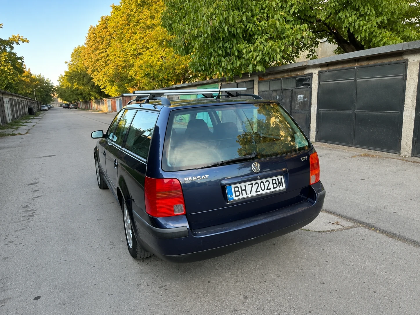 VW Passat, снимка 2 - Автомобили и джипове - 55564529