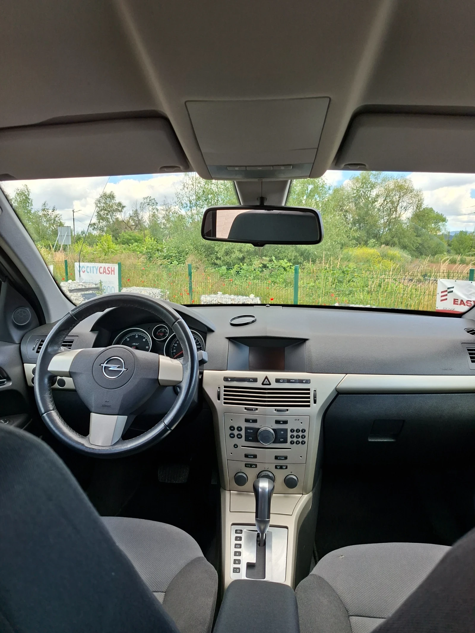 Opel Astra, снимка 10 - Автомобили и джипове - 55646842