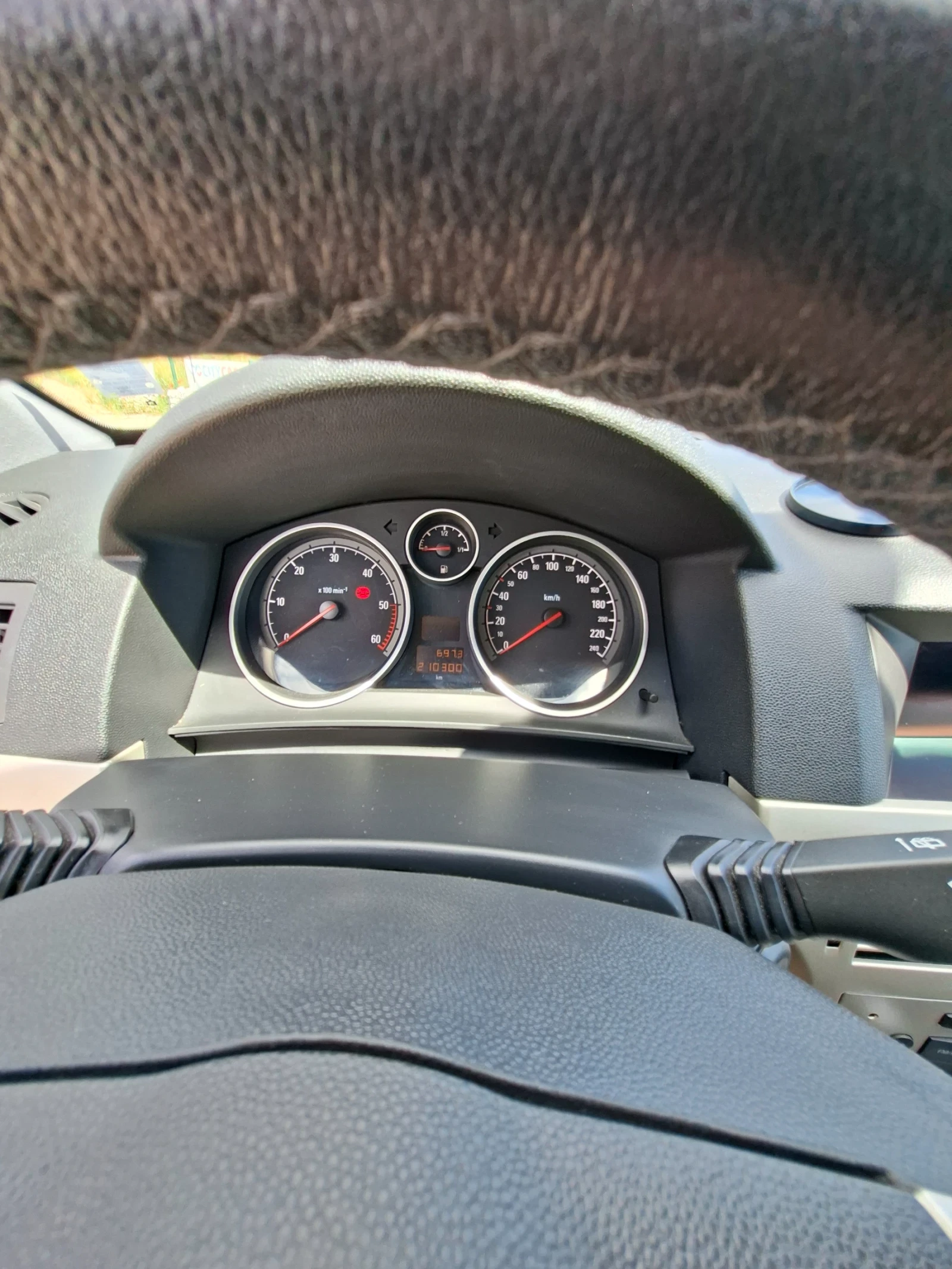 Opel Astra, снимка 12 - Автомобили и джипове - 55646842