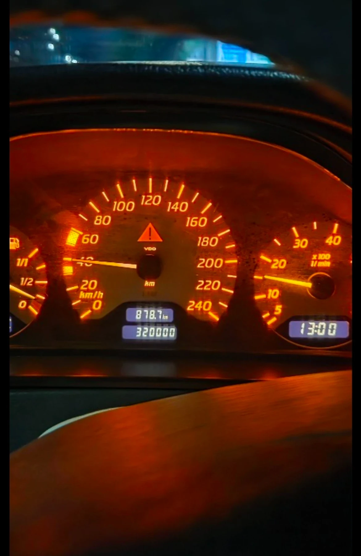 Mercedes-Benz E 200 2.0К 186, снимка 12 - Автомобили и джипове - 56262481