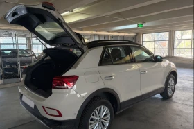 VW T-Roc Life 1.5 TSI OPF DSG - 23999 € / 46937.96 лв. - 16930698 4