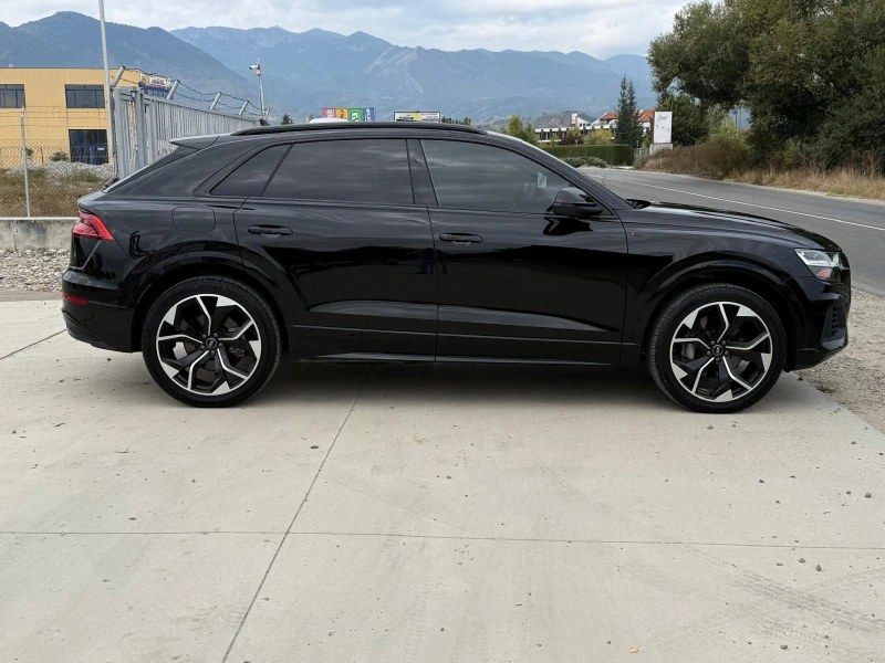Audi Q8 55 TFSI S-line/92000км/Панорама/22zoll/Лизинг, снимка 3 - Автомобили и джипове - 51907790