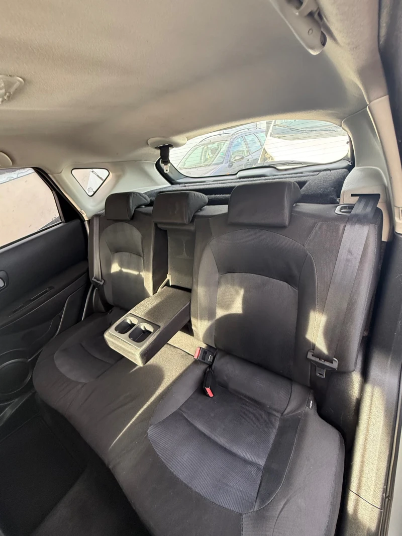 Nissan Qashqai 1.5 dCi Нов Внос, снимка 15 - Автомобили и джипове - 53114424