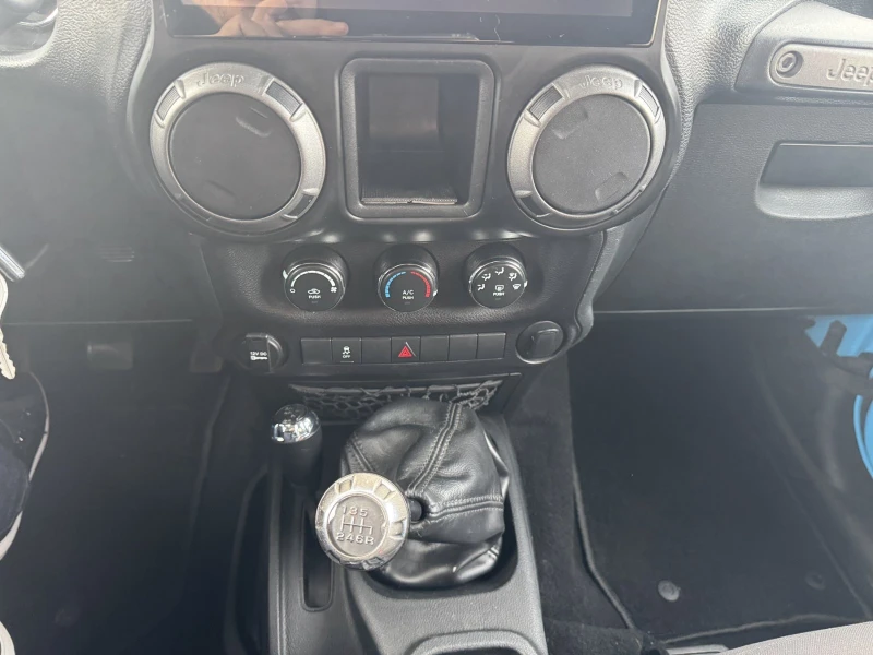 Jeep Wrangler RUBICON 3.6L, снимка 14 - Автомобили и джипове - 52628380