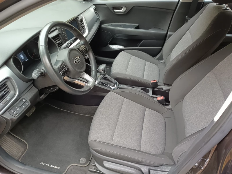 Kia Stonic 1.4 100ксNAVI, снимка 8 - Автомобили и джипове - 52841972