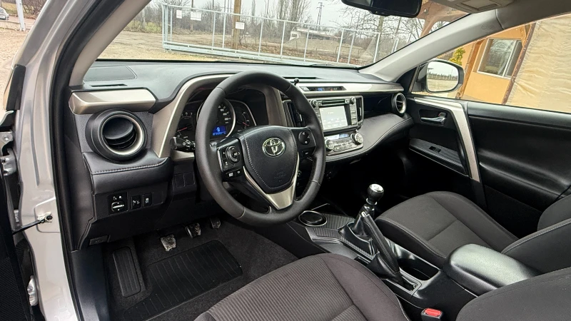 Toyota Rav4 2.0D4D/124кс/NAVI/EURO 5B/КАМЕРА/LED/ВНОС  ИТАЛИЯ, снимка 12 - Автомобили и джипове - 52884545