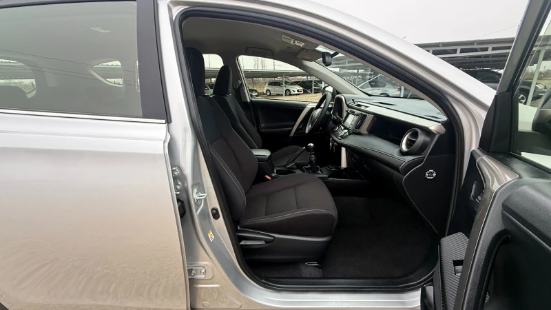 Toyota Rav4 2.0D4D/124кс/NAVI/EURO 5B/КАМЕРА/LED/ВНОС  ИТАЛИЯ, снимка 14 - Автомобили и джипове - 52884545