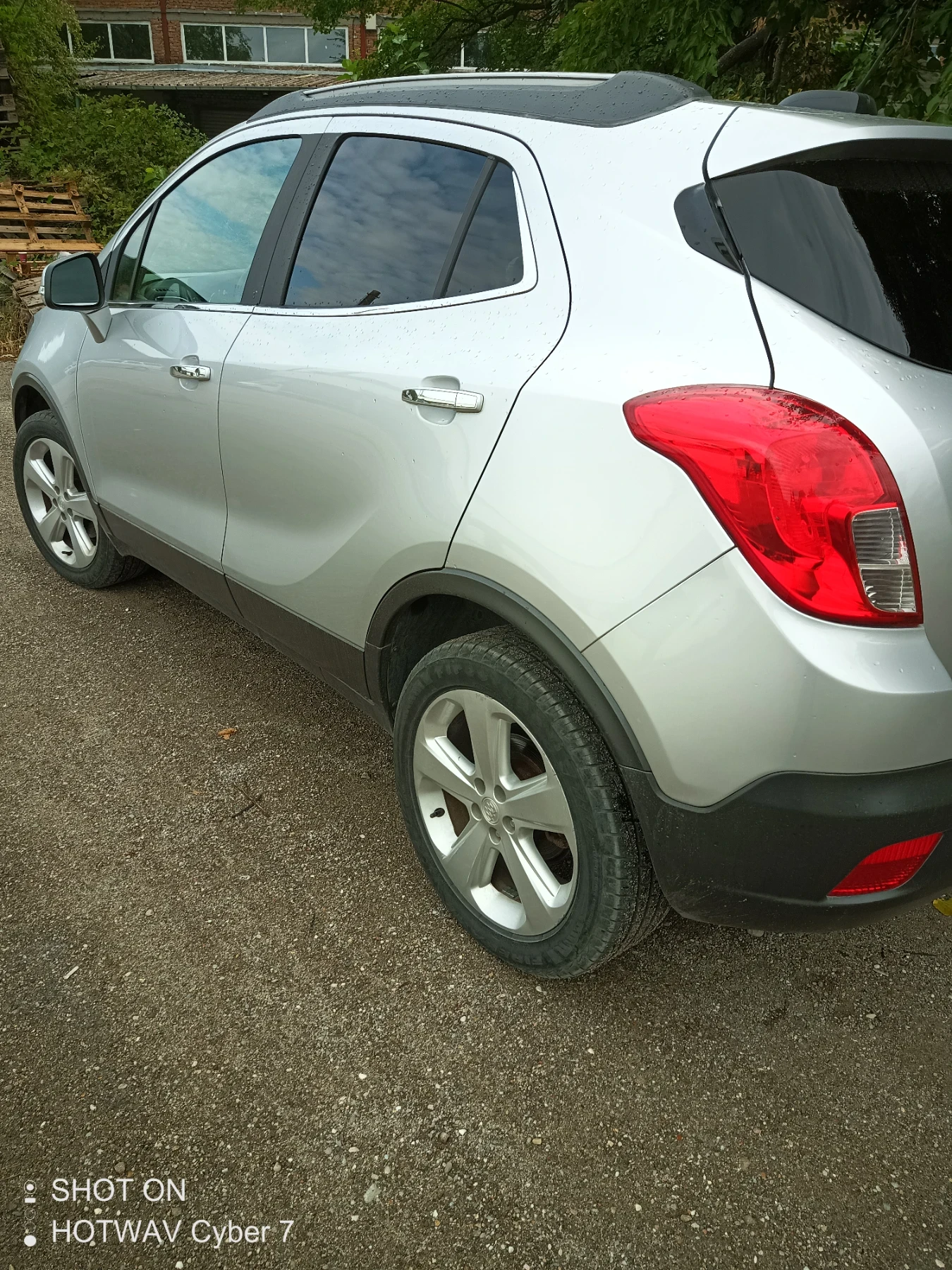 Buick Enclave Buick Encore  - изображение 4