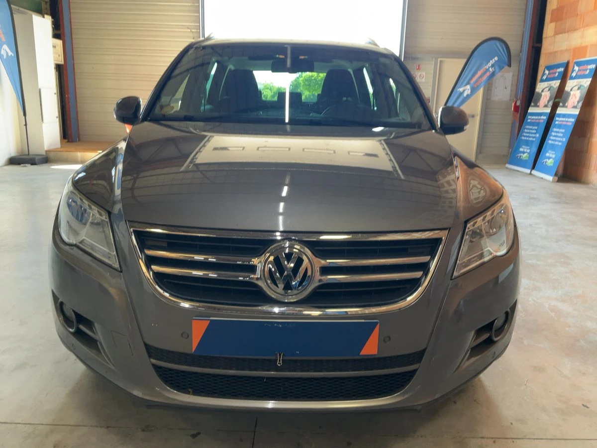 VW Tiguan 2.0TDI* 4MOTION* 6ск. - изображение 2