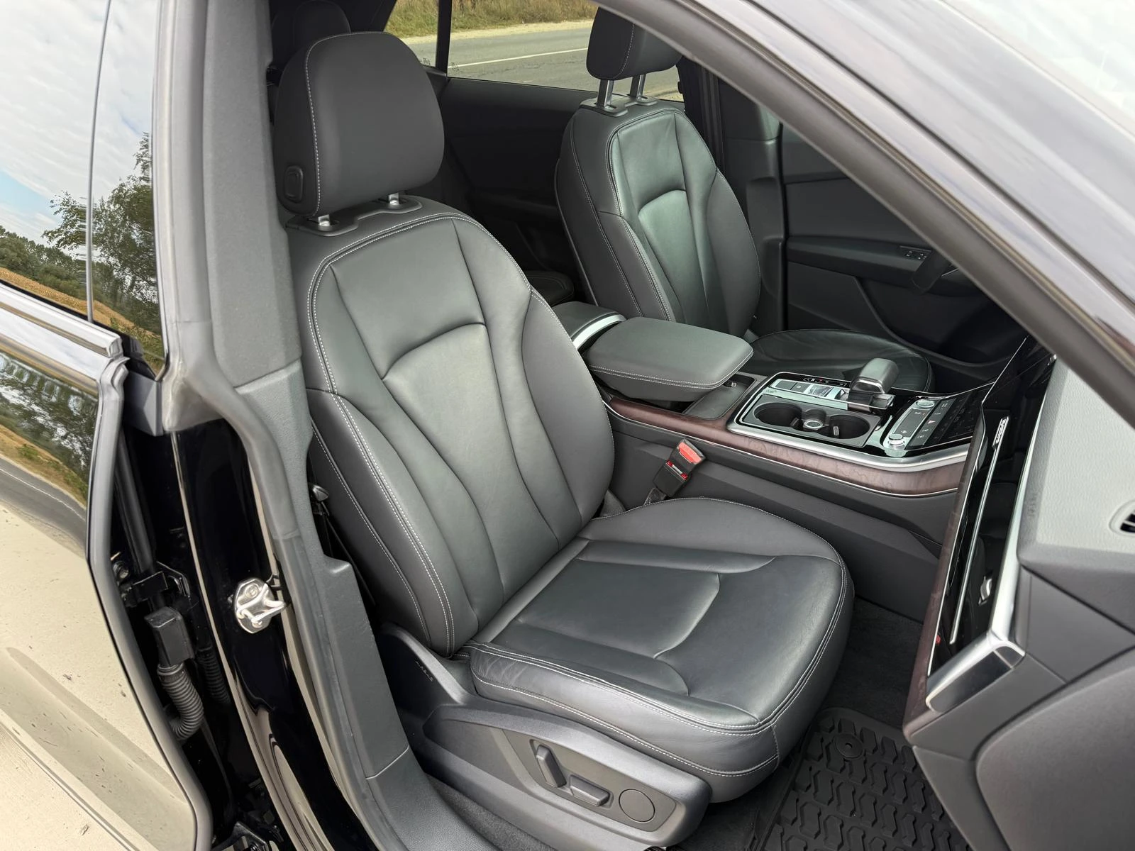 Audi Q8 55 TFSI S-line/92000//22zoll/ | Mobile.bg   12