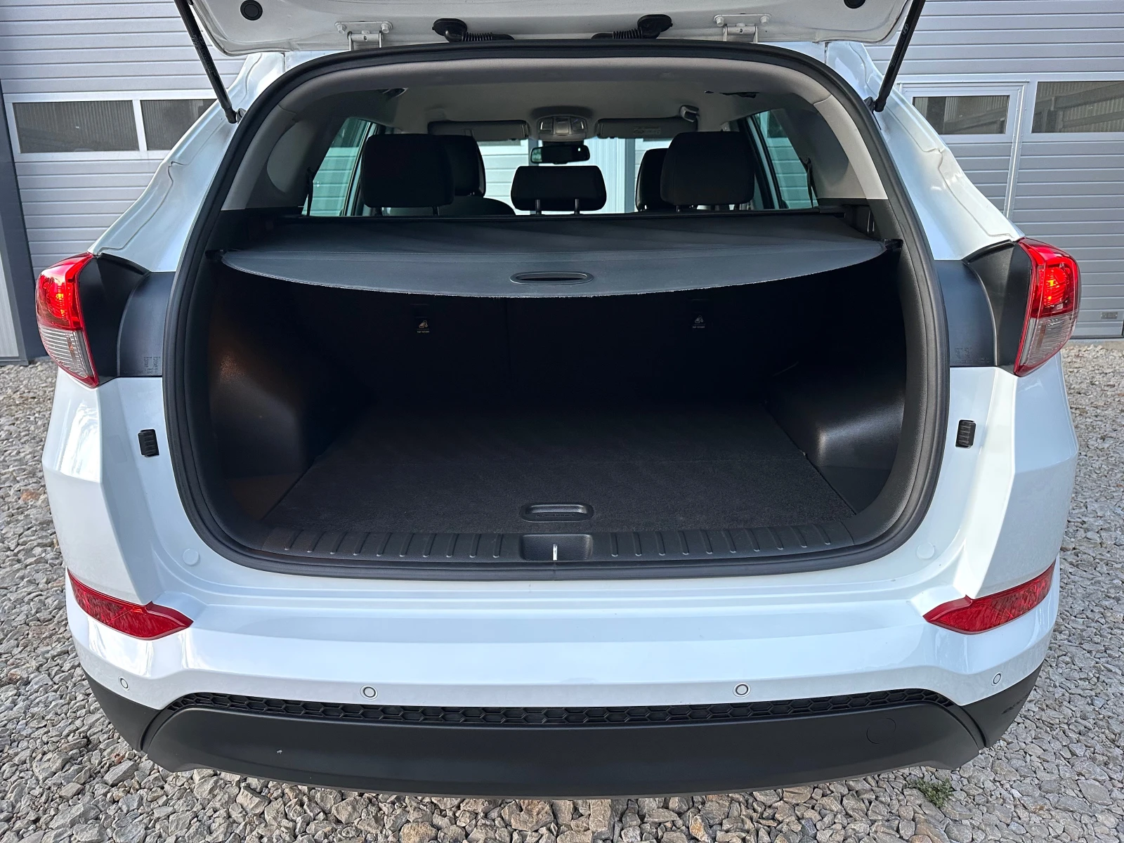 Hyundai Tucson 1.6i  +       | Mobile.bg   12