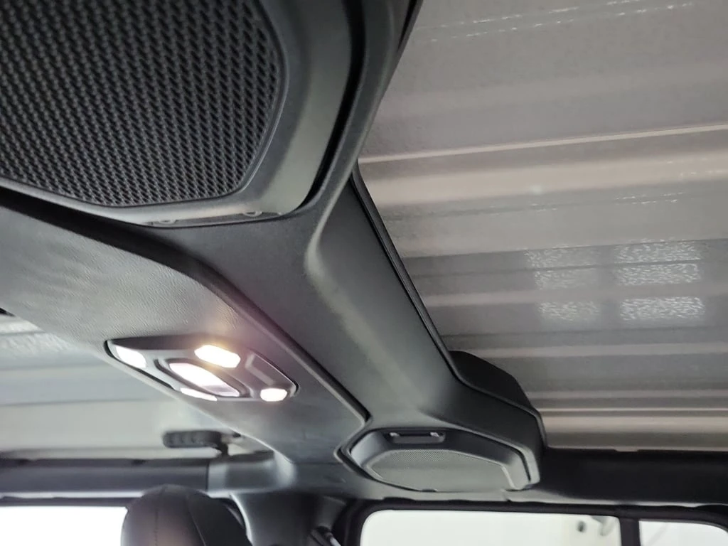 Jeep Wrangler * UNLIMITED SAHARA * CARFAX *  | Mobile.bg   14