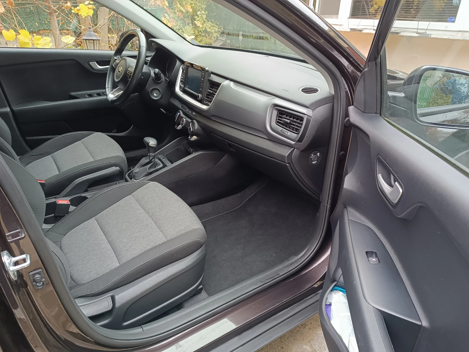 Kia Stonic 1.4 100��NAVI | Mobile.bg � ����������� 5