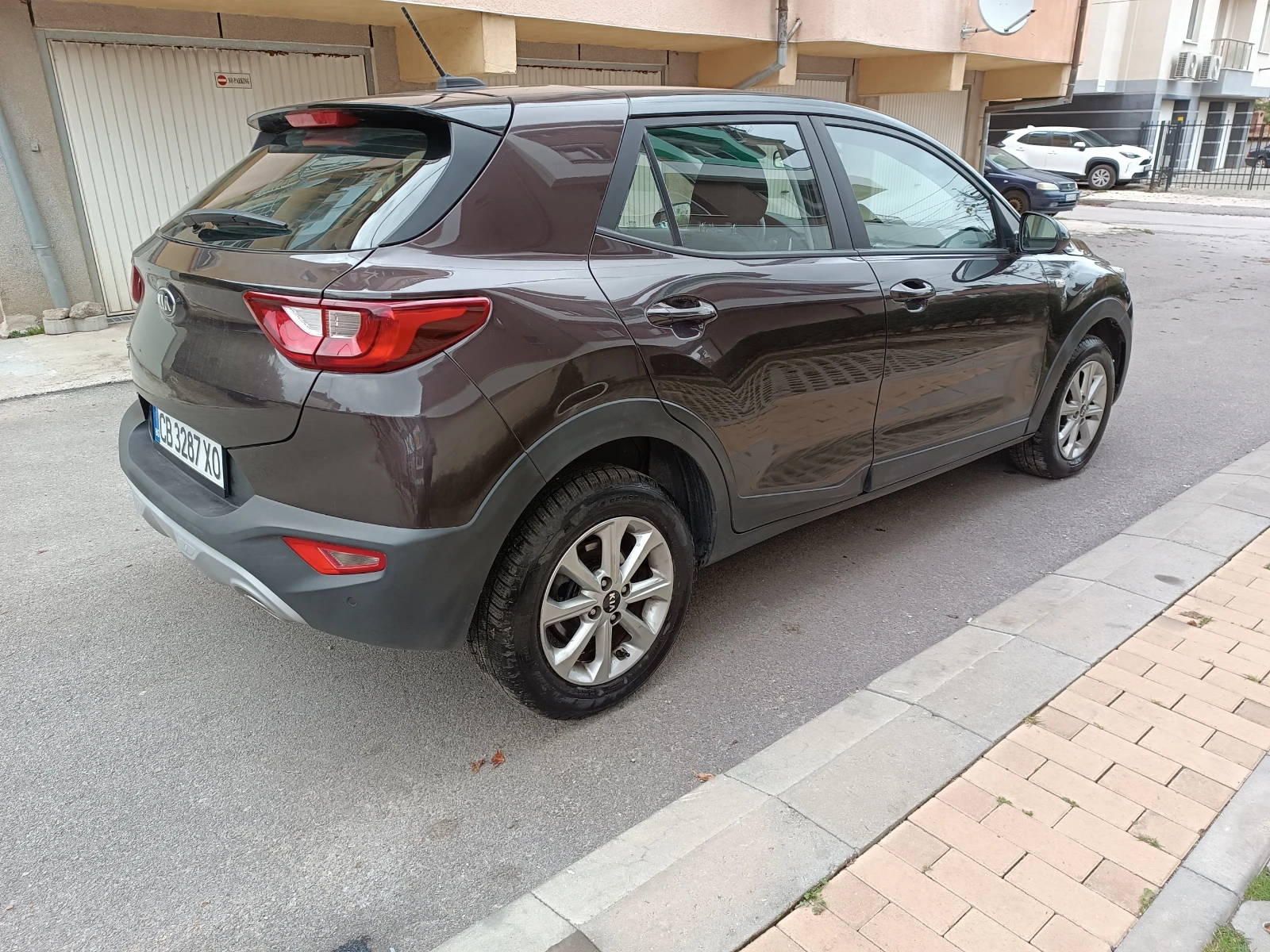 Kia Stonic 1.4 100��NAVI | Mobile.bg � ����������� 17