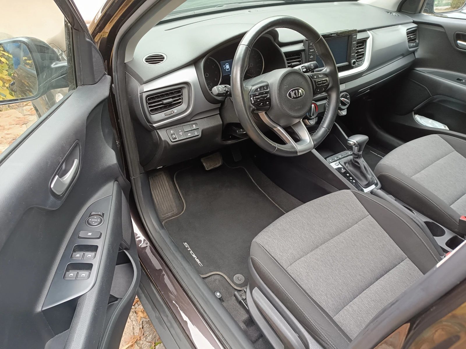 Kia Stonic 1.4 100��NAVI | Mobile.bg � ����������� 9