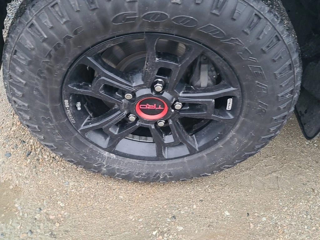 Toyota Tundra * TRD PRO CREW CAB STD BED * CARFAX * ��� �������� | Mobile.bg � ����������� 6