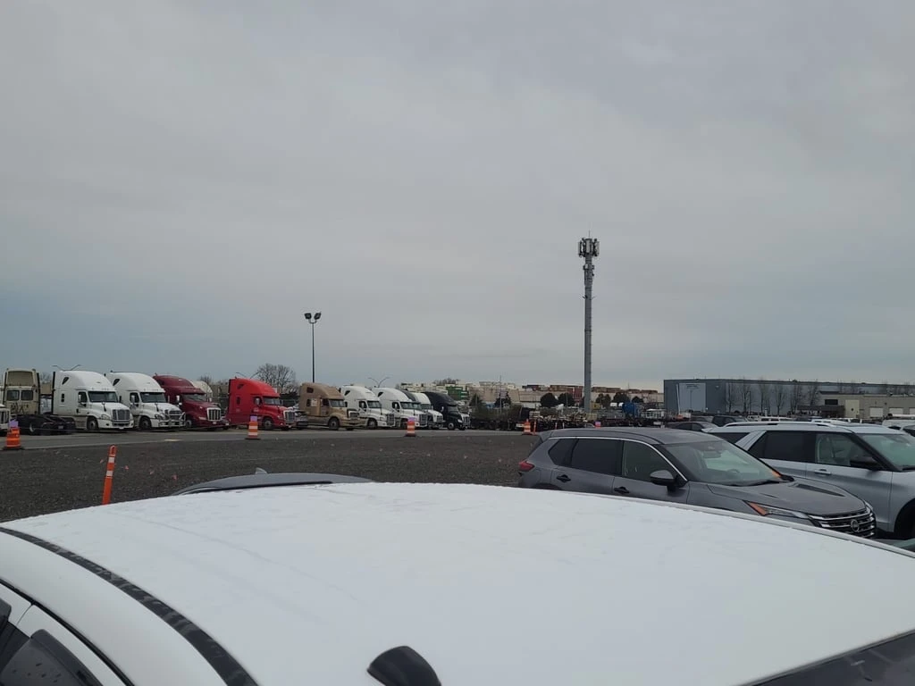 Toyota Tundra * TRD PRO CREW CAB STD BED * CARFAX * ��� �������� | Mobile.bg � ����������� 17