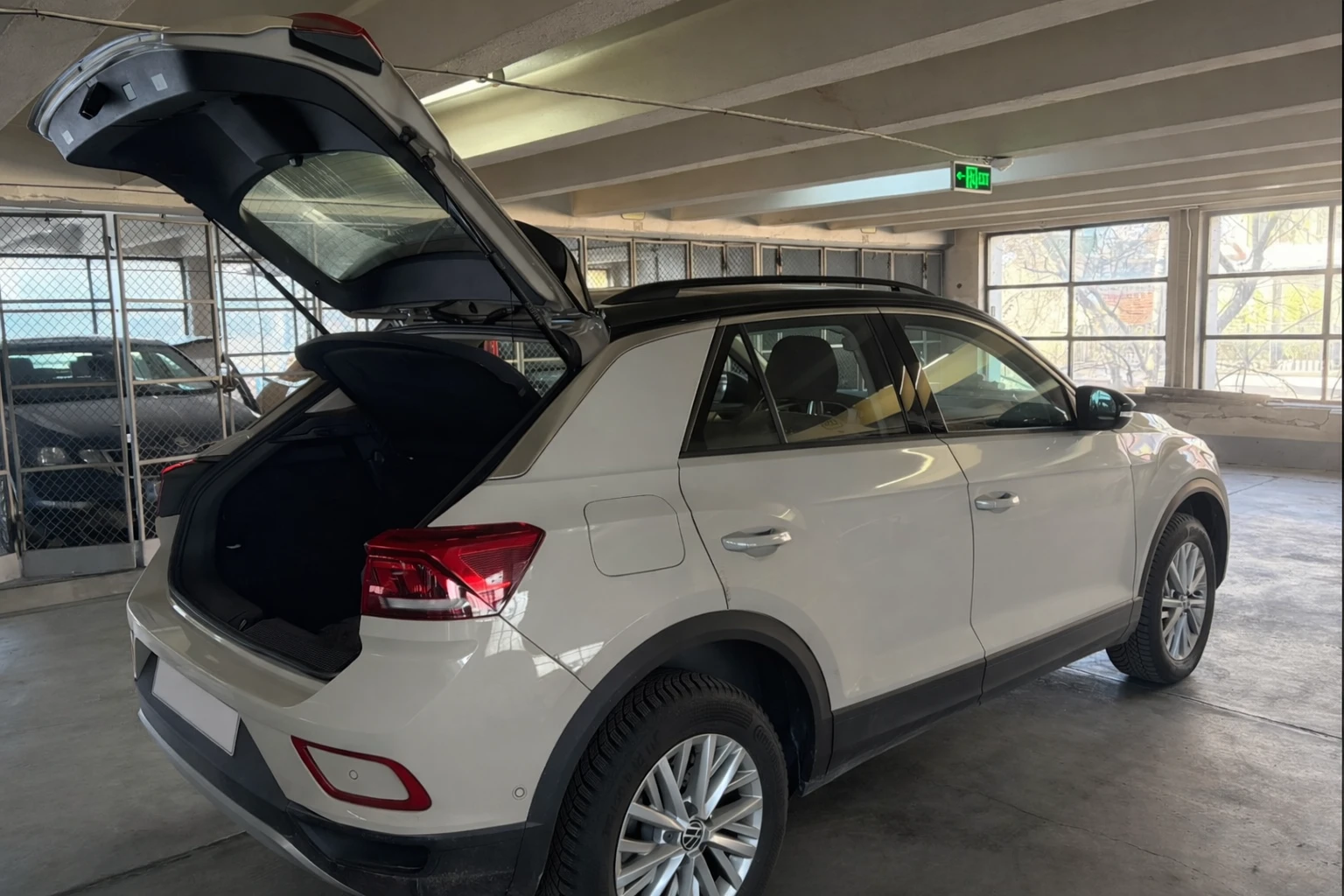 VW T-Roc Life 1.5 TSI OPF DSG - изображение 4