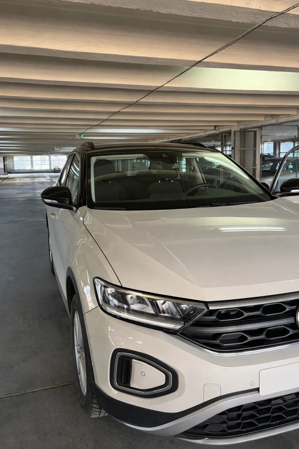 VW T-Roc Life 1.5 TSI OPF DSG - изображение 2