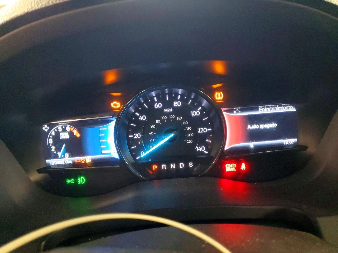 Ford Explorer XLT* 4x4* 7места*  - изображение 9