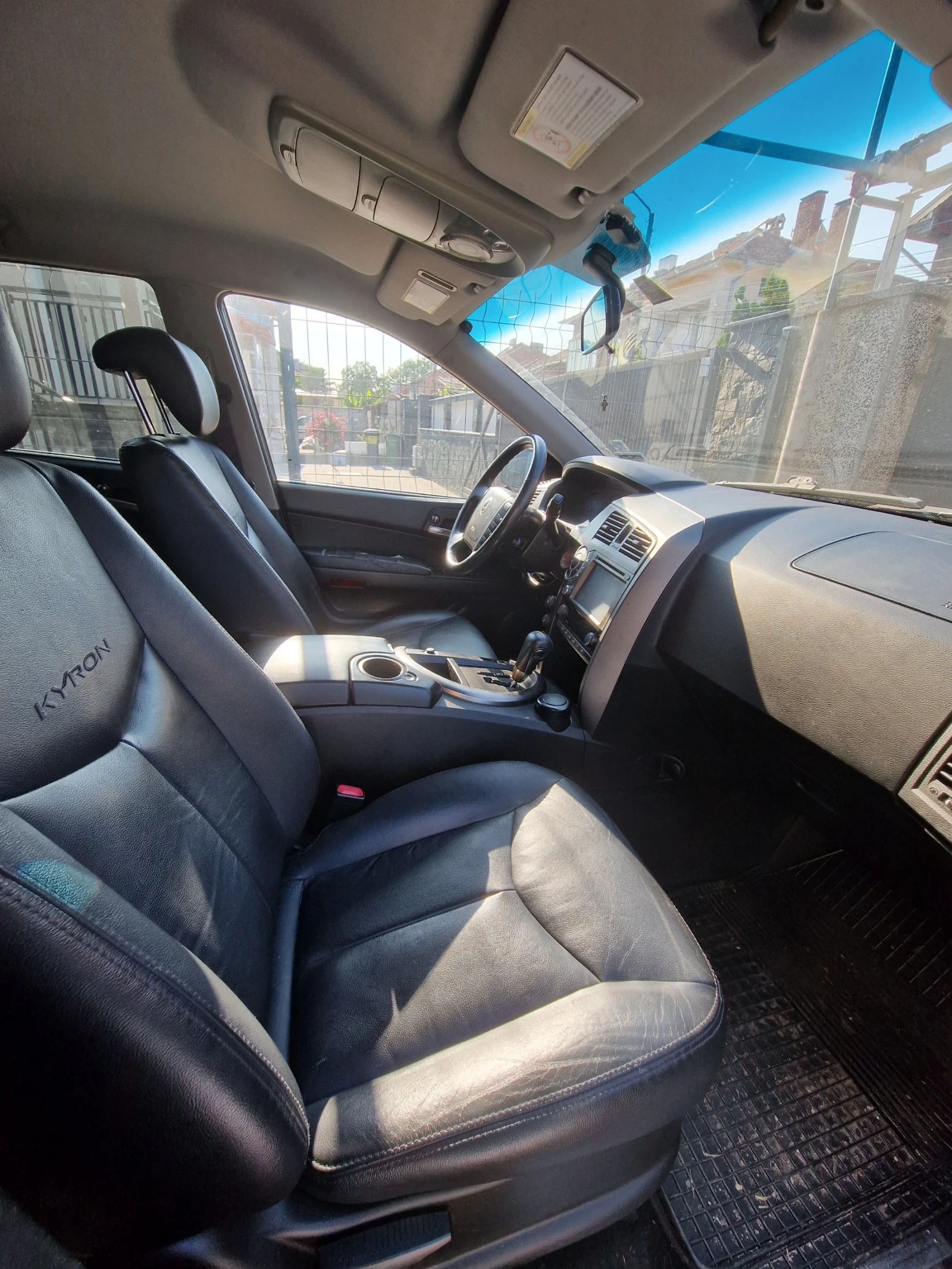 SsangYong Kyron, снимка 9 - Автомобили и джипове - 54510408