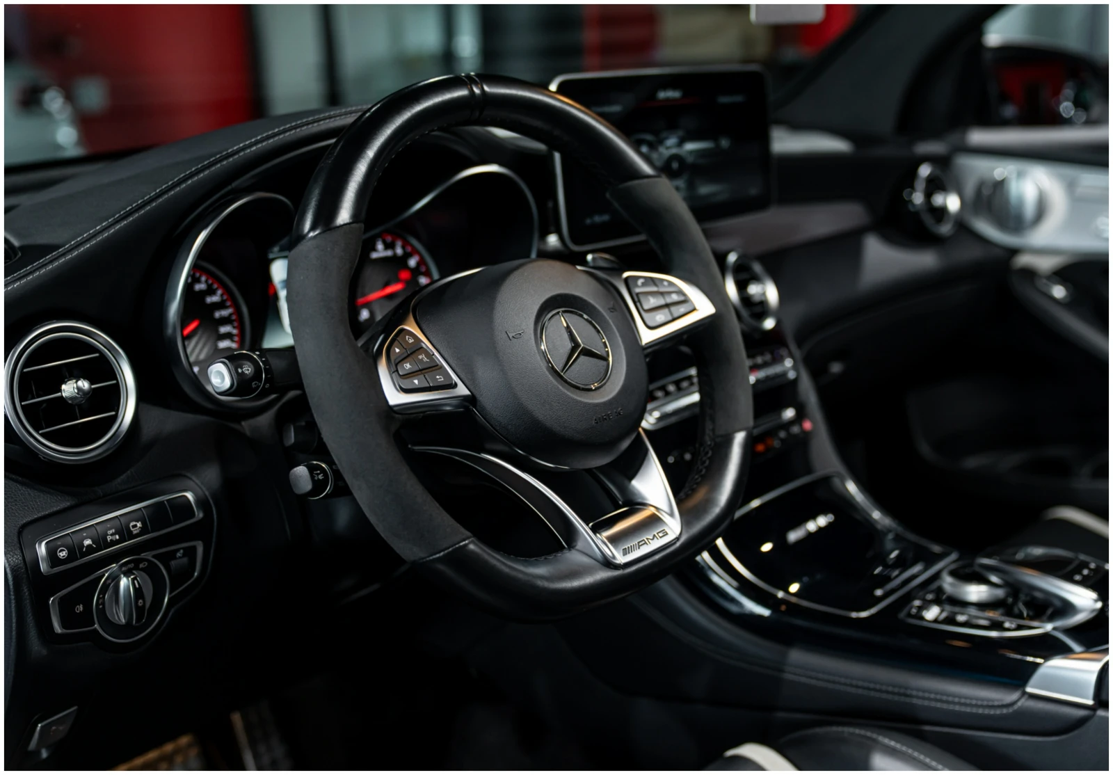 Mercedes-Benz GLC 63 AMG S* AMG* 4matic, снимка 10 - Автомобили и джипове - 55300045