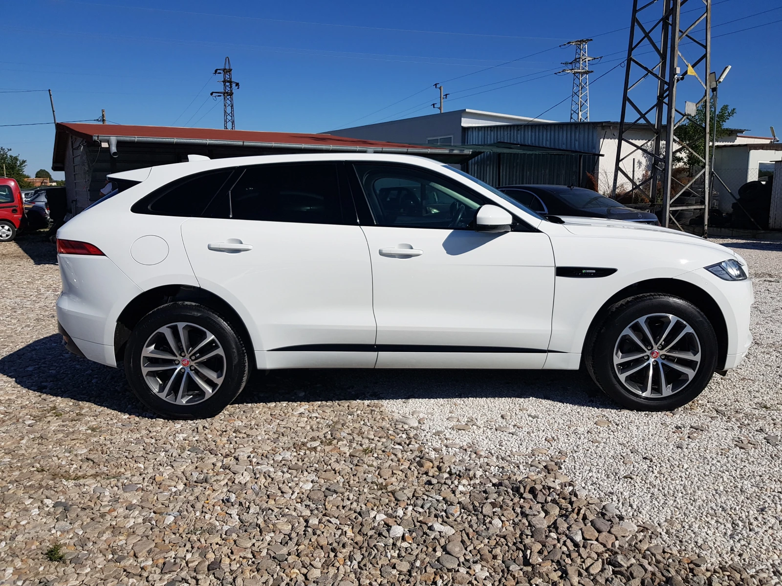 Jaguar F-PACE 2.0D AWD R-SPORT 128 422 KM !, снимка 4 - Автомобили и джипове - 55693558