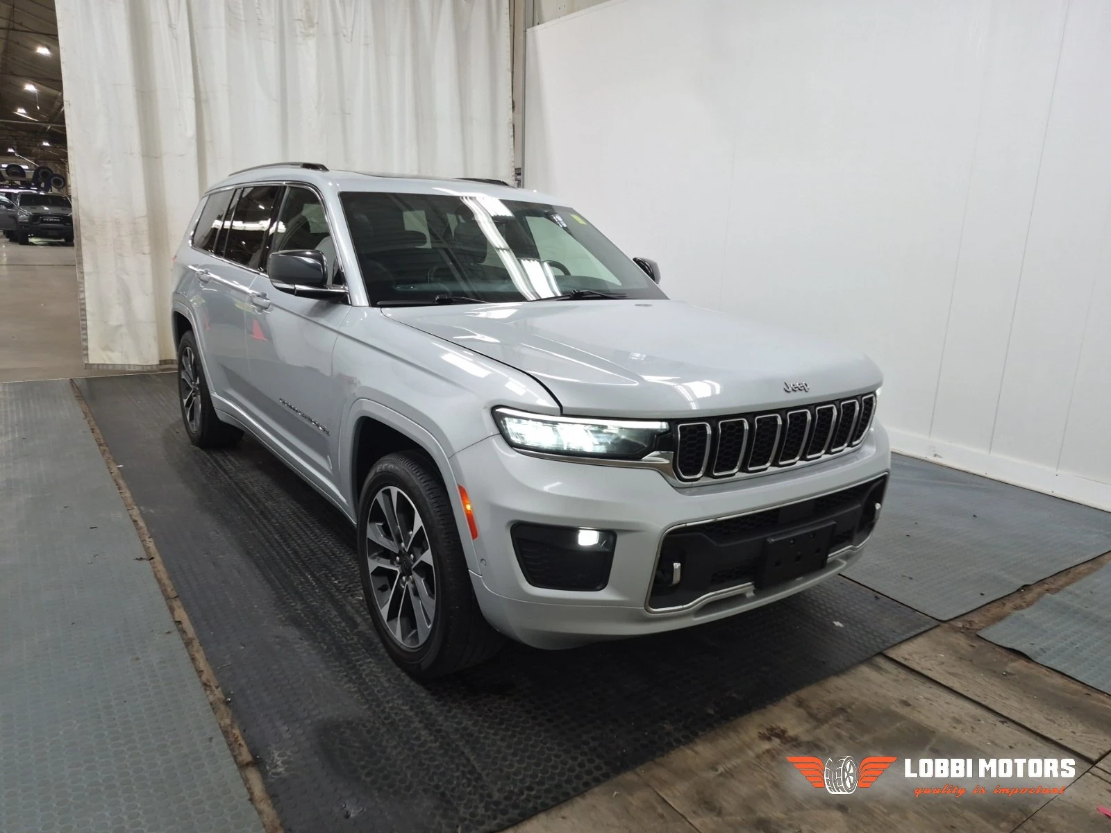Jeep Grand cherokee, снимка 2 - Автомобили и джипове - 55992837