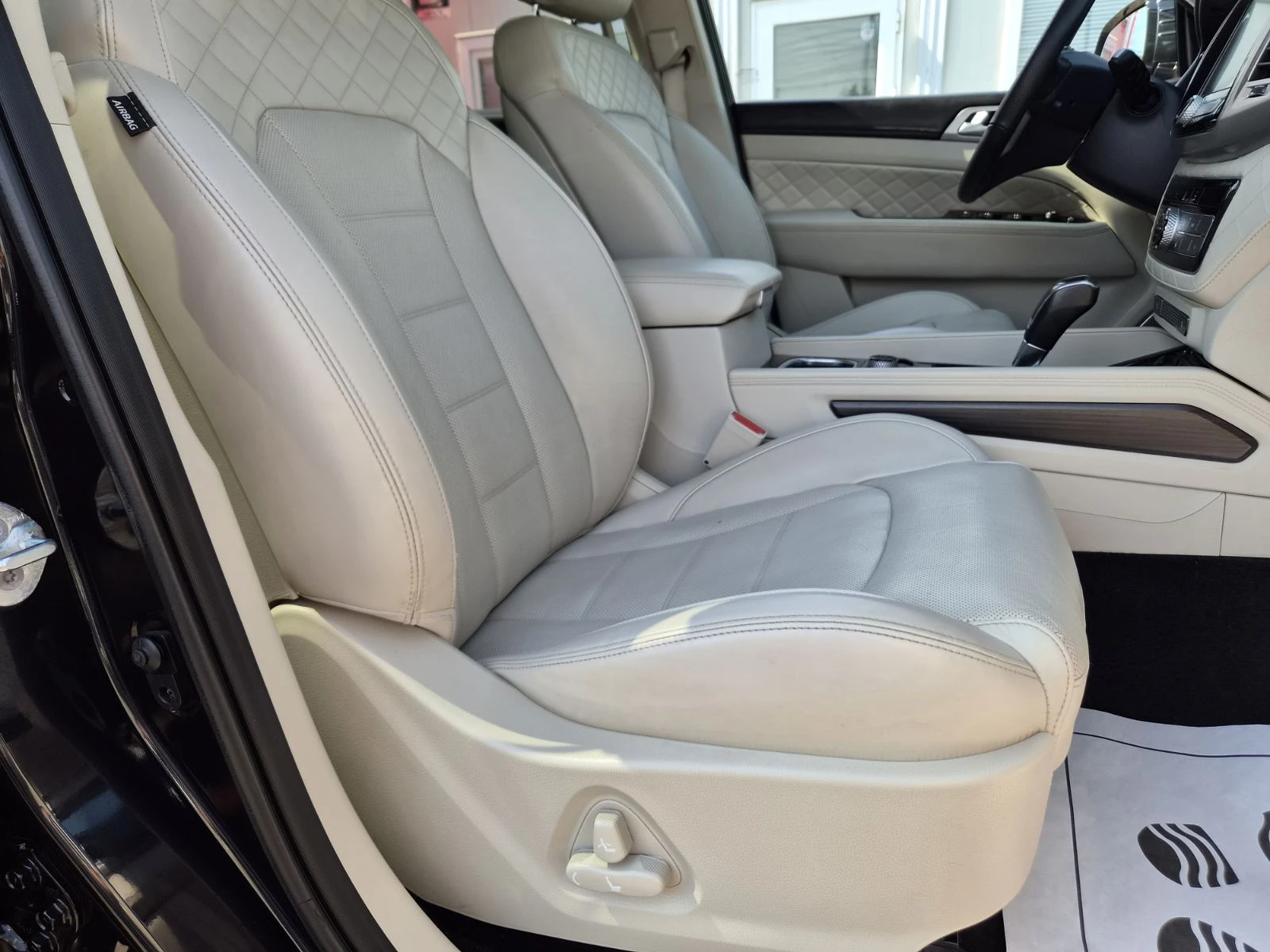 SsangYong Rexton 2.2D-181кс-NEW MODEL-210000км-СУПЕР СЪСТОЯНИЕ, снимка 13 - Автомобили и джипове - 56023072