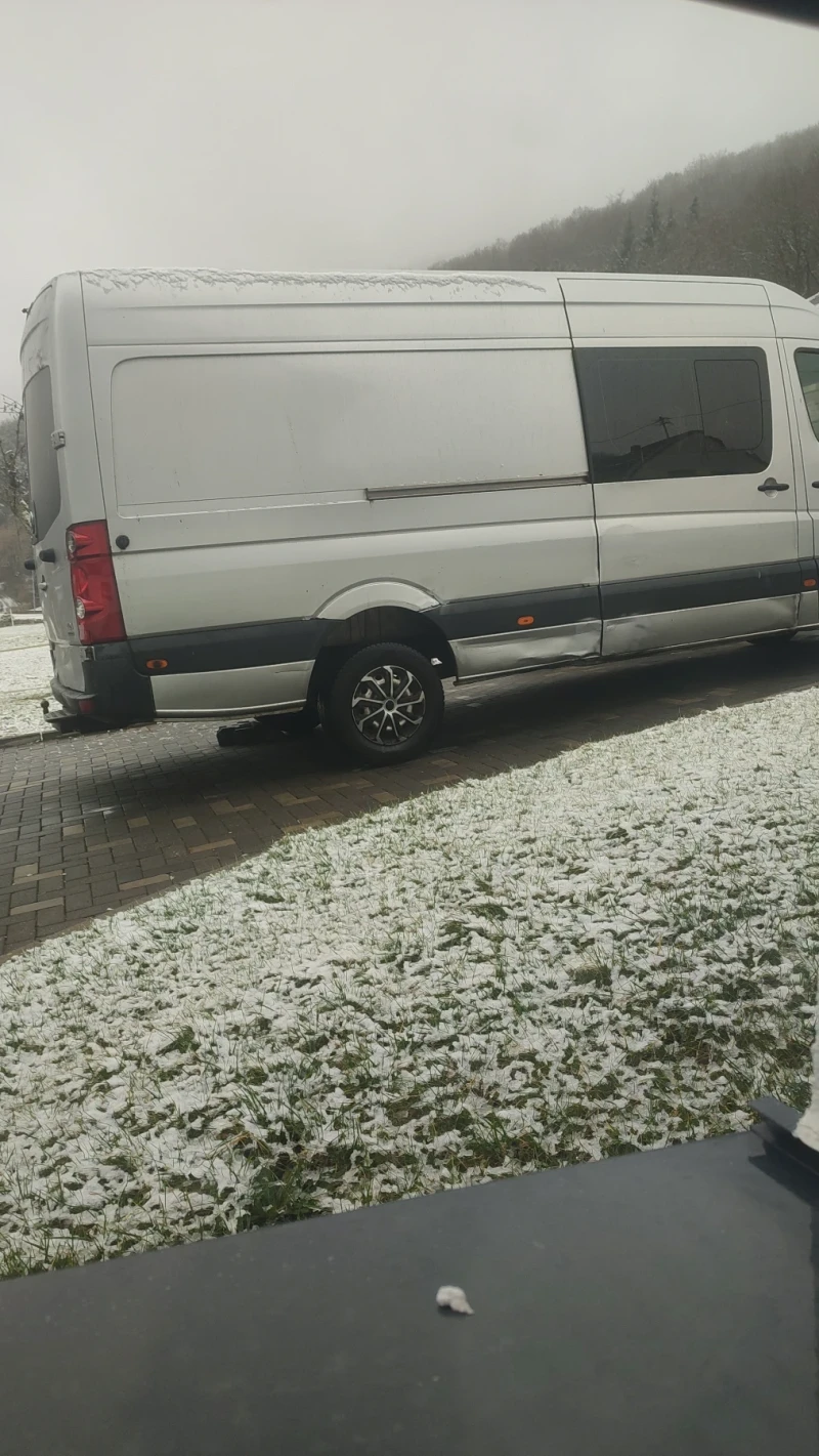 VW Crafter, снимка 7 - Бусове и автобуси - 53412467