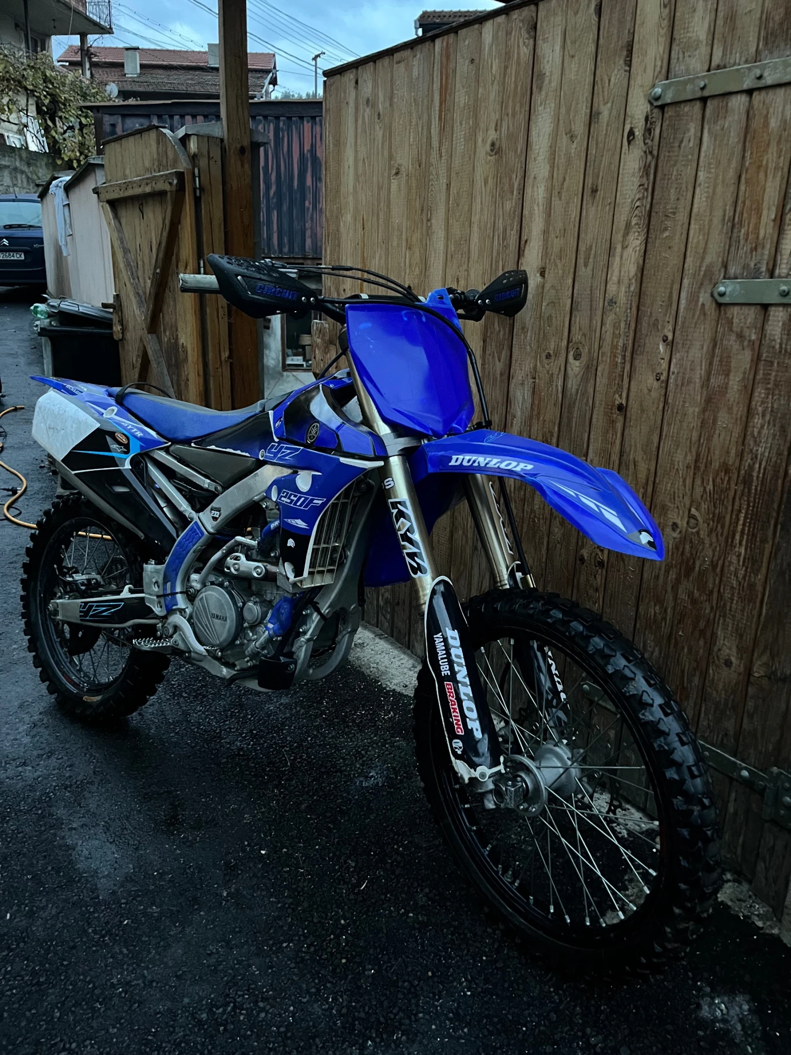 Yamaha Yzf