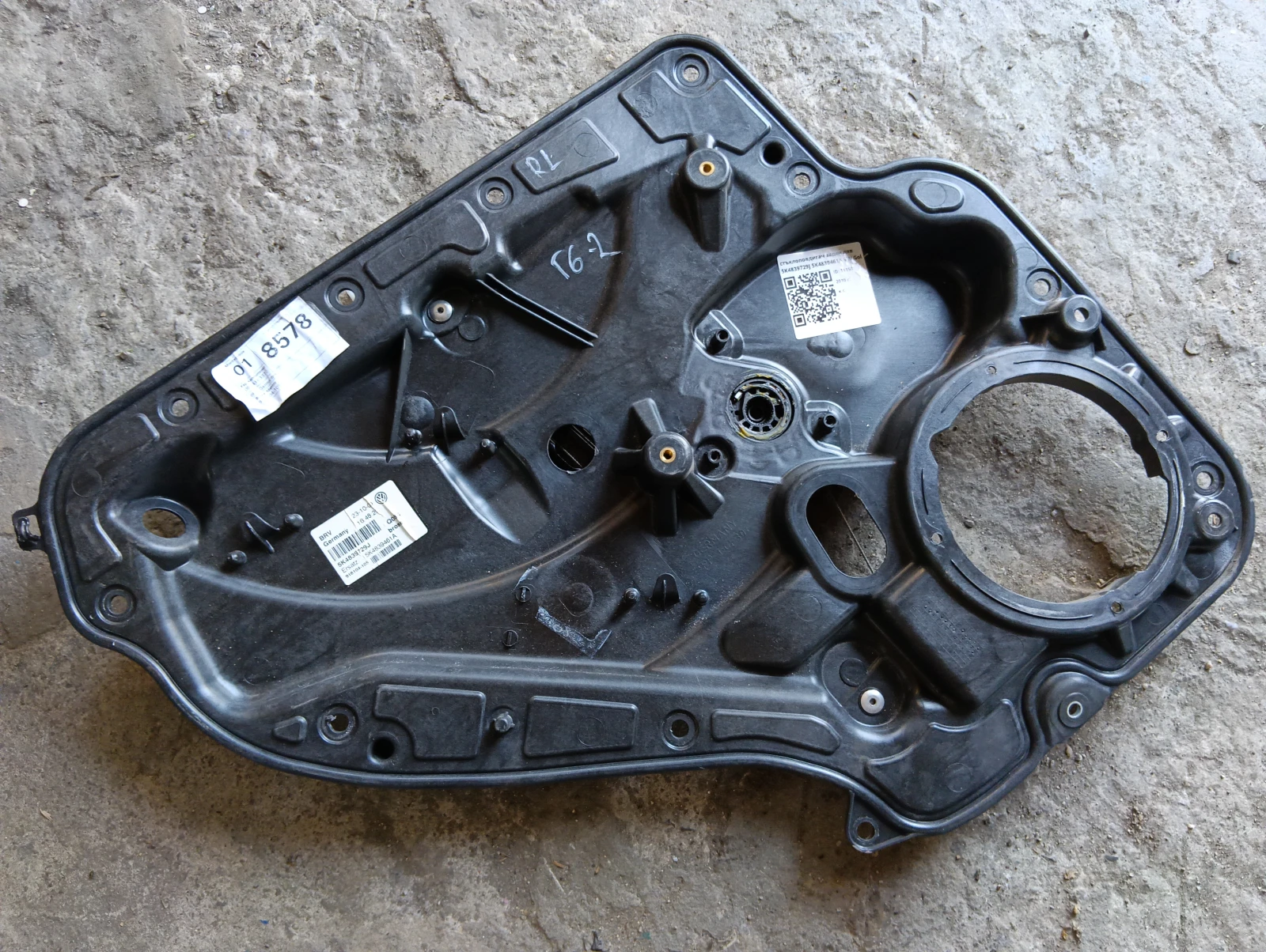 стъклоповдигач заден ляв 5K4839729J 5K4839461A VW Golf