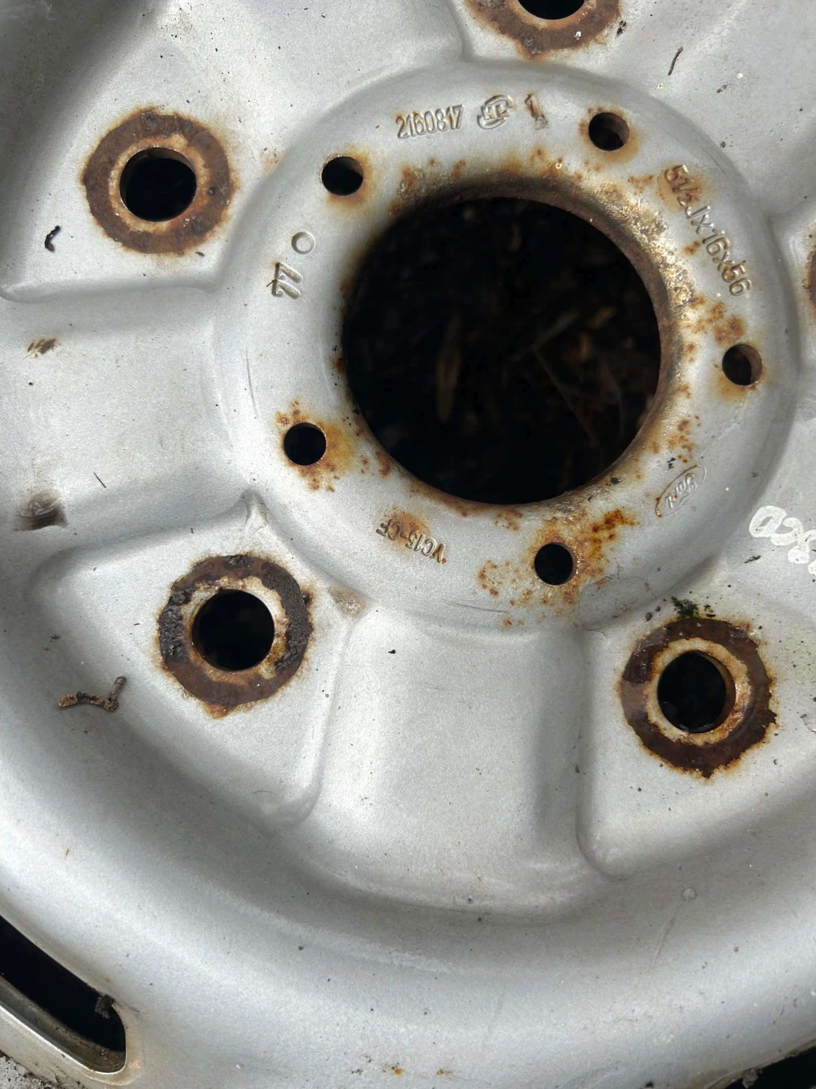 ���� � ������ 195/70R15 | Mobile.bg � ����������� 4