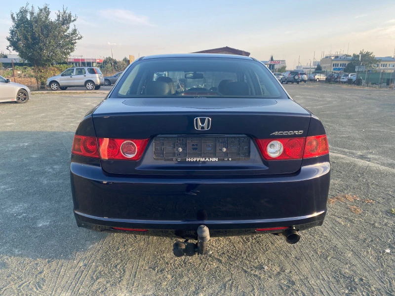 Honda Accord 2.0, снимка 5 - Автомобили и джипове - 42466918