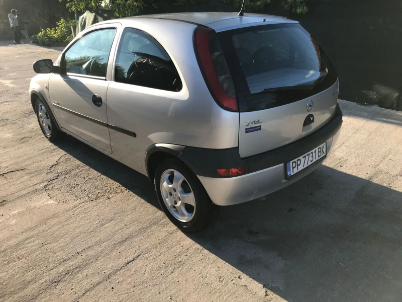 Opel Corsa, снимка 6 - Автомобили и джипове - 46971368