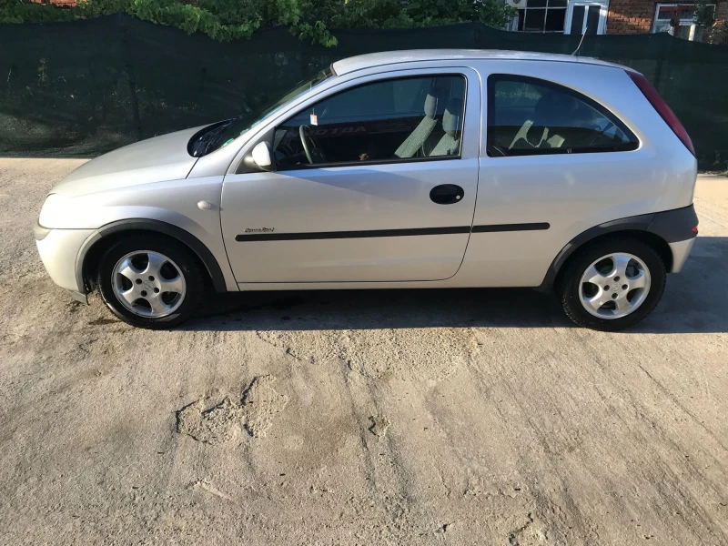 Opel Corsa, снимка 3 - Автомобили и джипове - 46971368