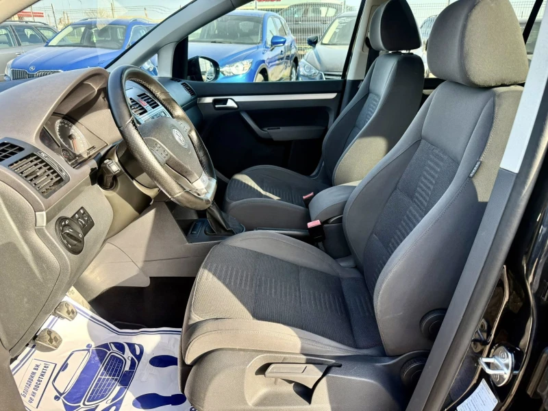 VW Touran 2.0 R-LINE 170kc, снимка 10 - Автомобили и джипове - 49608906