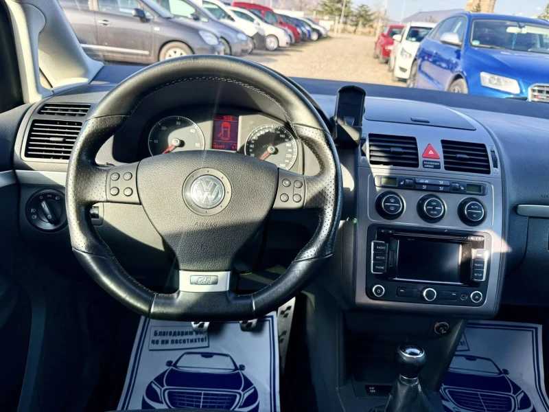 VW Touran 2.0 R-LINE 170kc, снимка 11 - Автомобили и джипове - 49608906