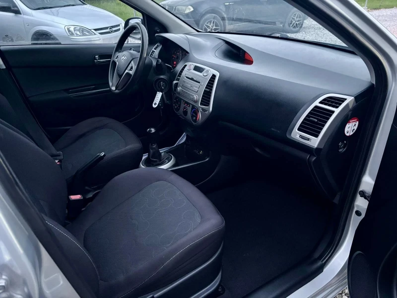 Hyundai I20 Газ Италия, снимка 14 - Автомобили и джипове - 50212875