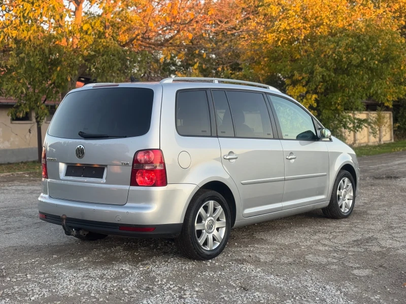 VW Touran 1.9 Automaat, снимка 6 - Автомобили и джипове - 52534443