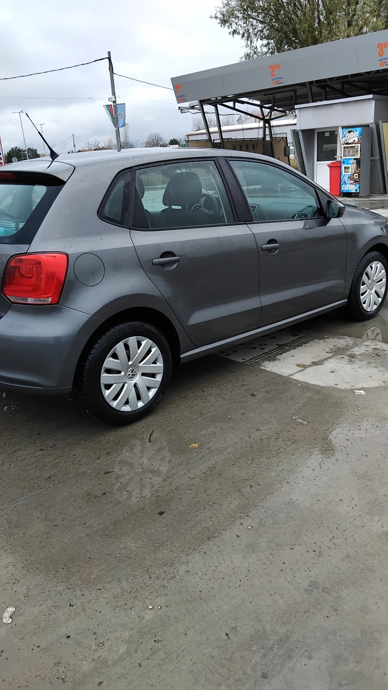 VW Polo, снимка 4 - Автомобили и джипове - 52375525